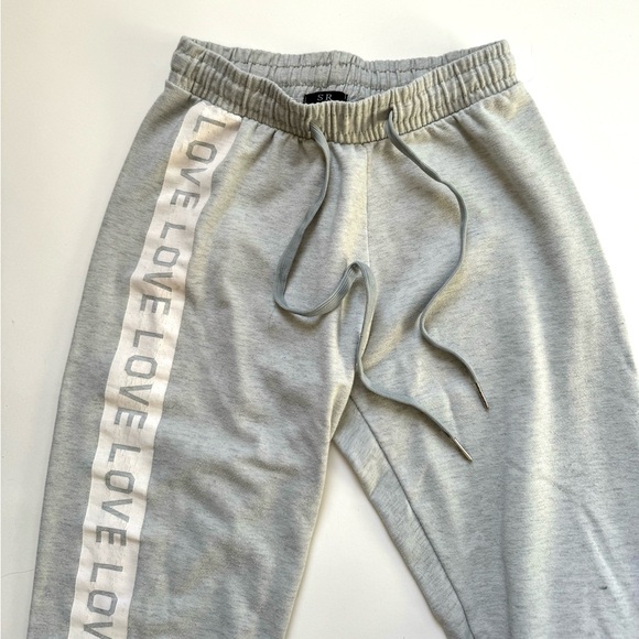 Sweatpants (Sm) and Sports bra (M) bundle - Picture 5 of 8